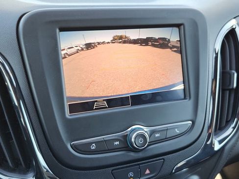 Used 2022 Chevrolet Equinox RS image 20