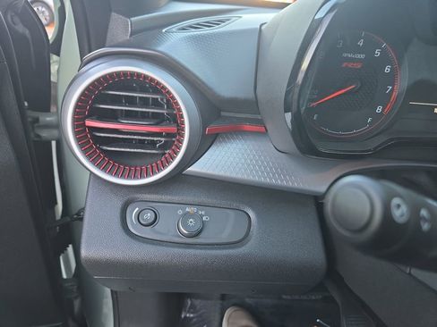 Used 2024 Chevrolet Trax RS image 18