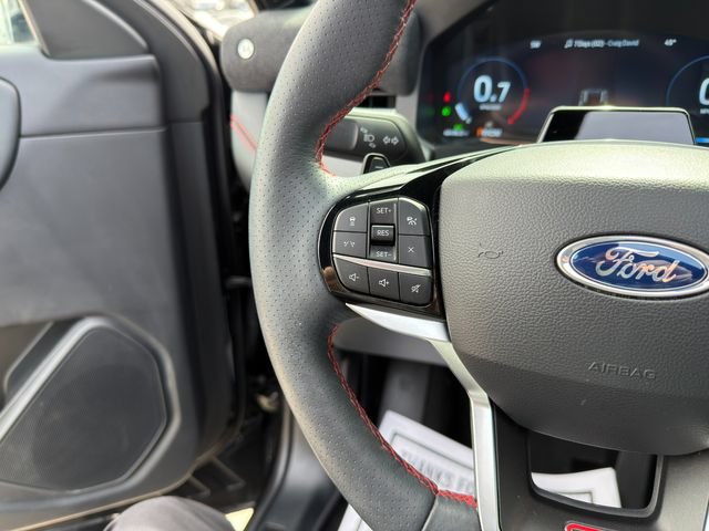 Used 2025 Ford Explorer ST AWD/4WD image 43