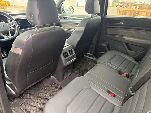 Used 2022 Volkswagen Atlas Cross Sport SEL Premium R-Line AWD/4WD image 11