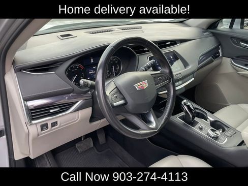 Used 2022 Cadillac XT4 Luxury image 32