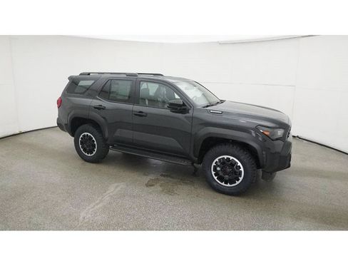 Used 2025 Toyota 4Runner TRD Off-Road AWD/4WD image 12