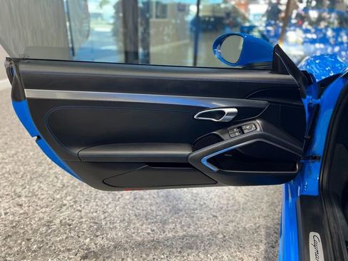 Used 2022 Porsche 718 Cayman GTS RWD image 19