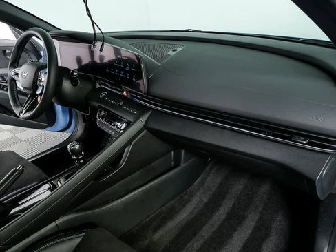 Certified 2025 Hyundai Elantra N image 22