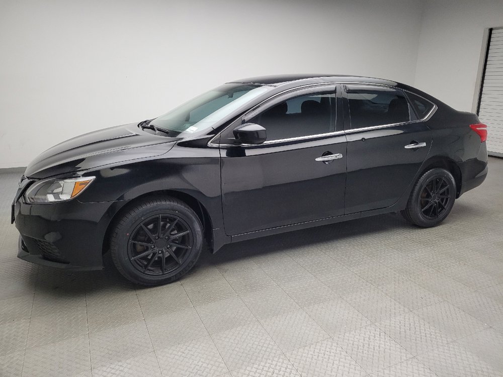 Used 2017 Nissan Sentra SV FWD image 2