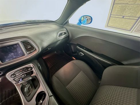 Used 2019 Dodge Challenger R/T Scat Pack image 11