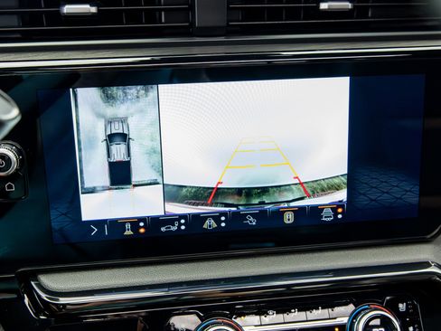 Used 2025 GMC Sierra 2500 AT4 w/ AT4 Premium Plus Package image 53