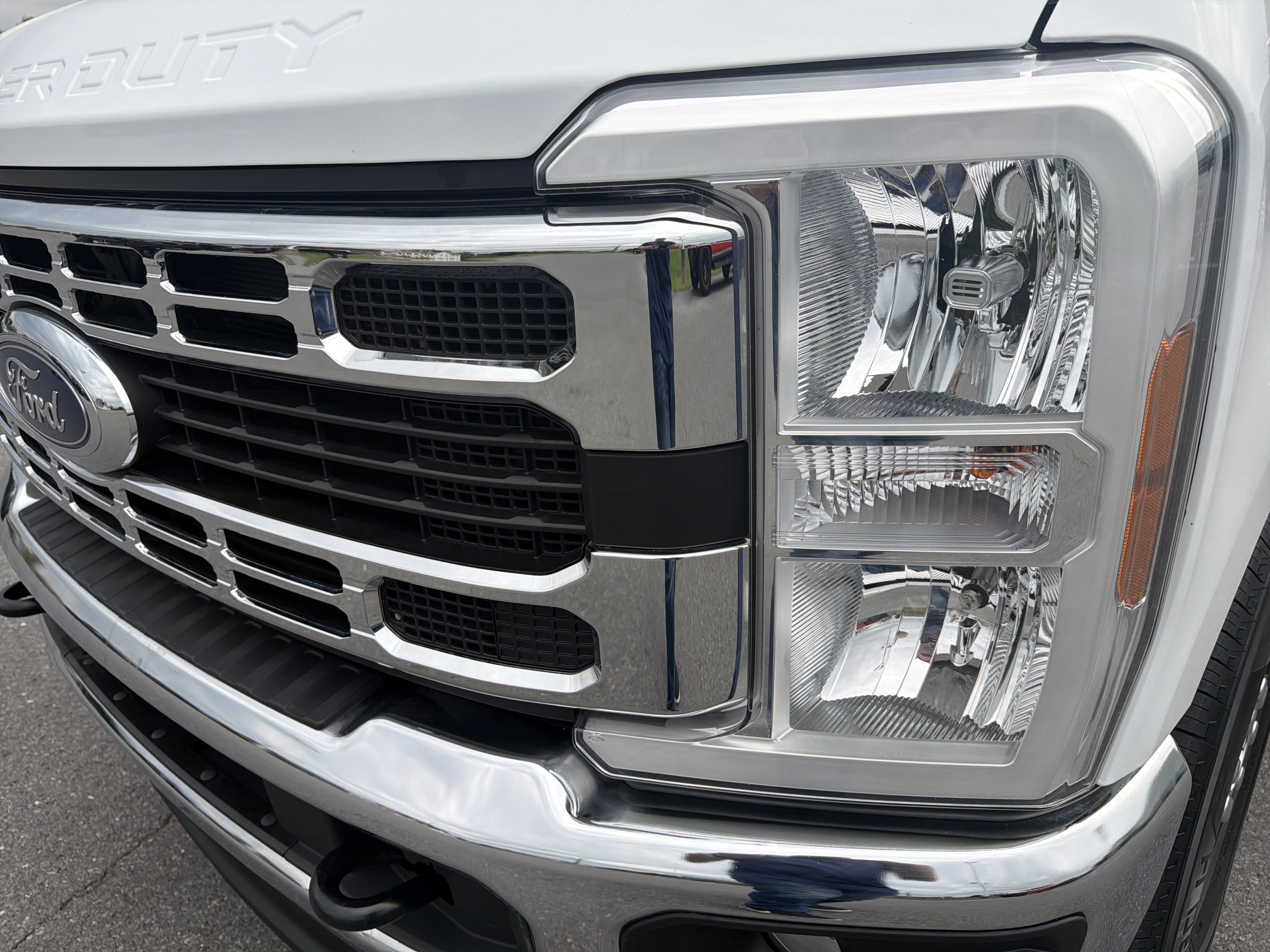 Used 2024 Ford F250 XLT AWD/4WD image 10