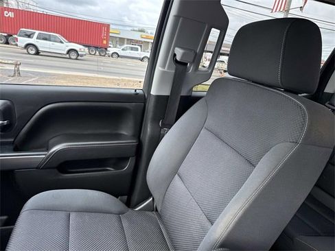 Used 2018 Chevrolet Silverado 1500 LT w/ Texas Edition image 20