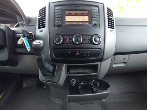 Used 2017 Mercedes-Benz Sprinter 2500 image 56