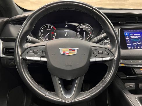 Used 2021 Cadillac XT4 Premium Luxury AWD/4WD image 9
