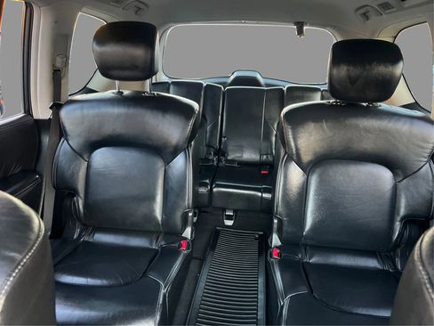 Used 2016 INFINITI QX80 Sport Utility 4D w/ 22" Wheel Package image 17