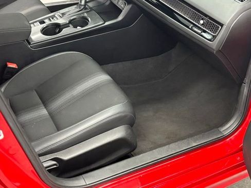 Used 2024 Honda Civic Sport image 28