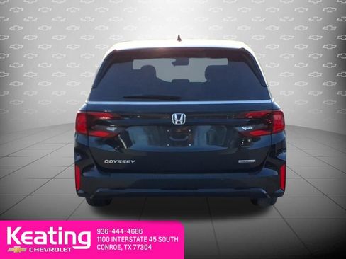 Used 2025 Honda Odyssey Touring image 7