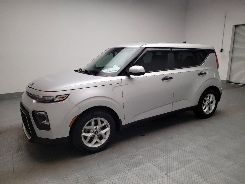 Used 2020 Kia Soul S FWD image 2
