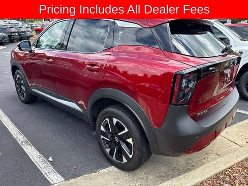 Certified 2025 Nissan Kicks SR w/ Interior Electronics Package FWD image 4