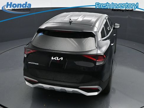 Used 2025 Kia Sportage LX FWD image 22
