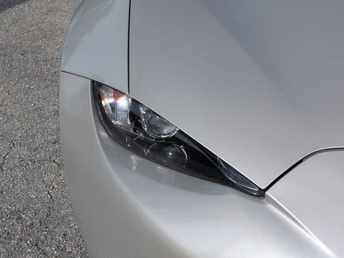 Used 2023 MAZDA MX-5 Miata Grand Touring RWD image 10