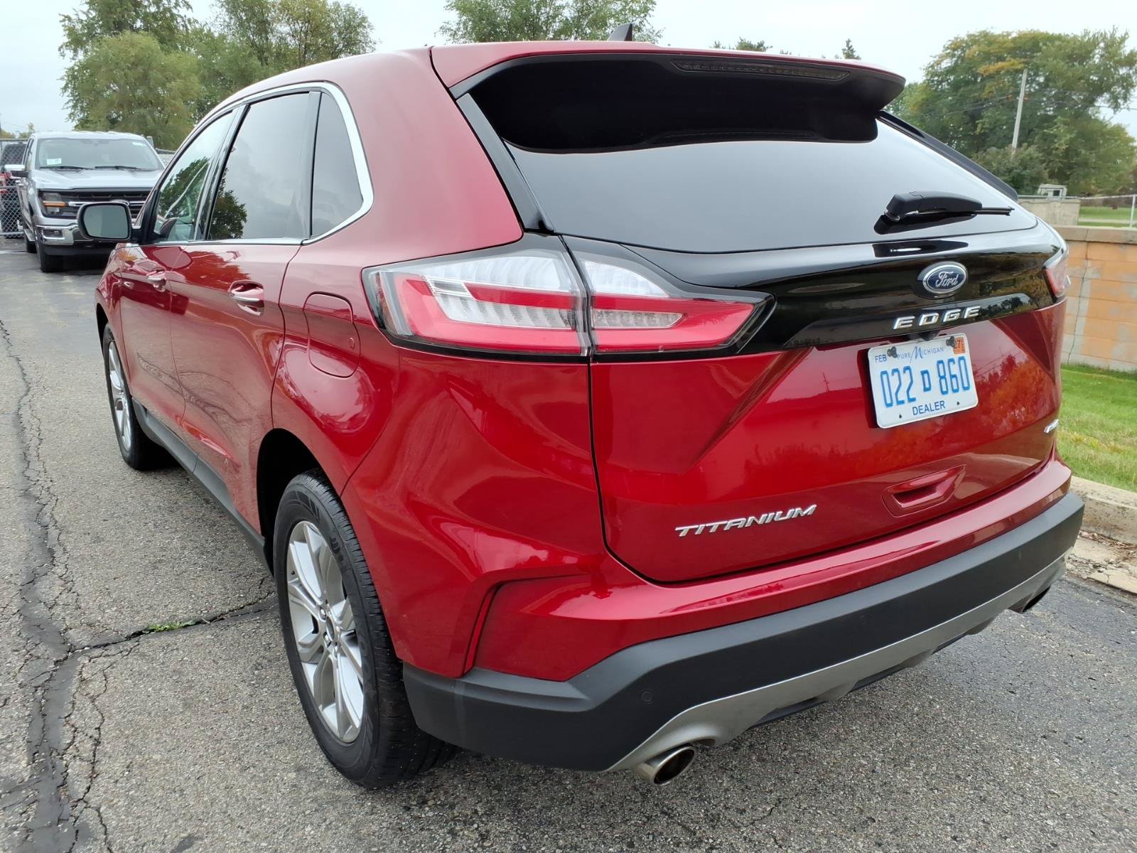 Certified 2024 Ford Edge Titanium AWD/4WD image 4