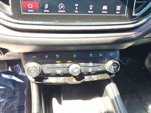 Used 2021 Dodge Durango R/T w/ Blacktop Package AWD/4WD image 18