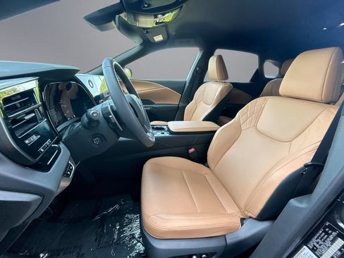 Used 2025 Lexus RX 350 FWD w/ Technology Package image 28