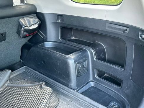 Used 2022 Toyota 4Runner TRD Off-Road Premium AWD/4WD image 50