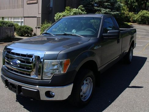 Used 2013 Ford F150 XL w/ Mid Equipment Group AWD/4WD image 1