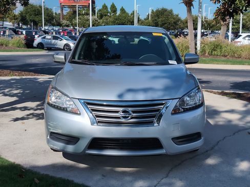 Used 2015 Nissan Sentra S FWD image 3