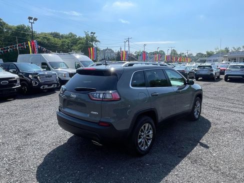 Used 2020 Jeep Cherokee Latitude Plus w/ Cold Weather Group AWD/4WD image 5