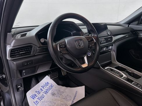 Used 2022 Honda Accord Sport image 9