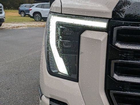 New 2026 GMC Sierra 2500 AT4 w/ AT4 Premium Plus Package image 11