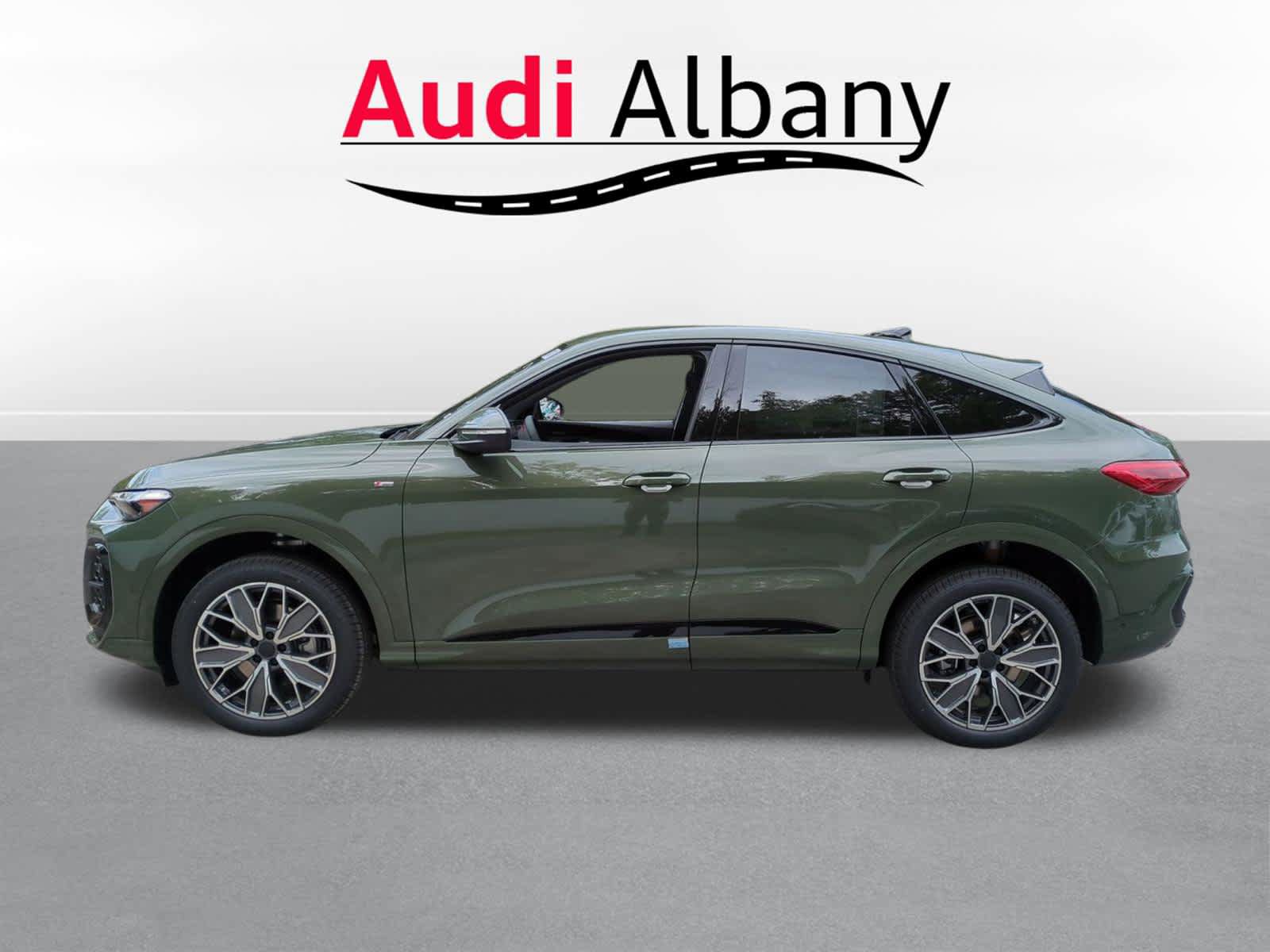 New 2026 Audi Q5 Premium Plus AWD/4WD image 2