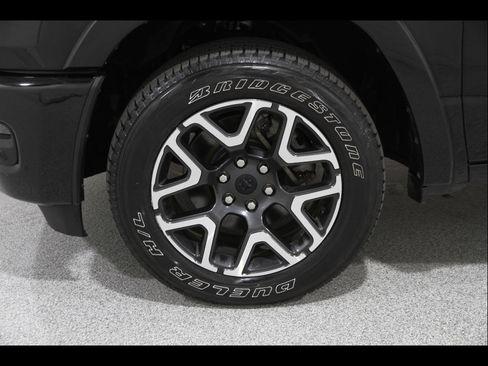 Used 2025 RAM 1500 Laramie w/ Sport Appearance Package AWD/4WD image 22