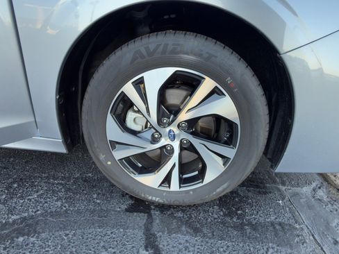 Certified 2025 Subaru Legacy Premium w/ Popular Package #1A image 10