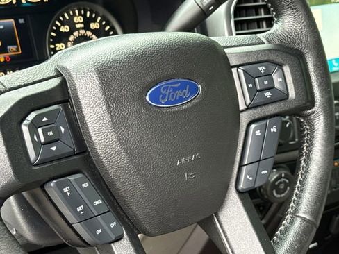 Used 2016 Ford F150 XLT w/ Equipment Group 302A Luxury AWD/4WD image 31