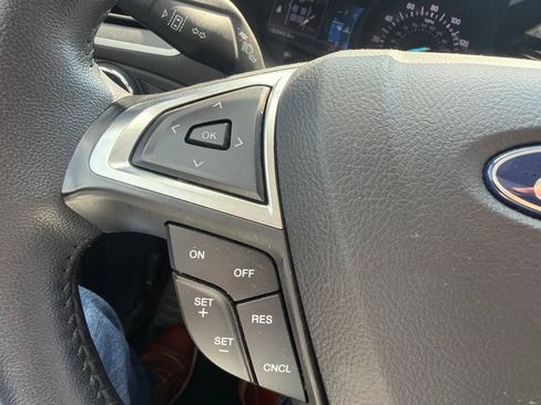 Used 2024 Ford Edge SEL w/ Convenience Package AWD/4WD image 16