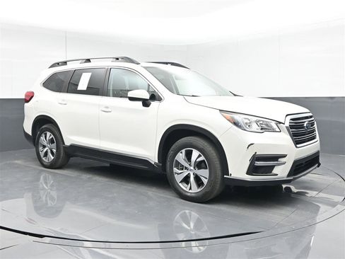 Used 2019 Subaru Ascent Premium AWD/4WD image 3