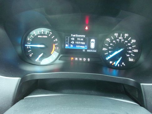 Used 2018 Ford Explorer 4WD image 25
