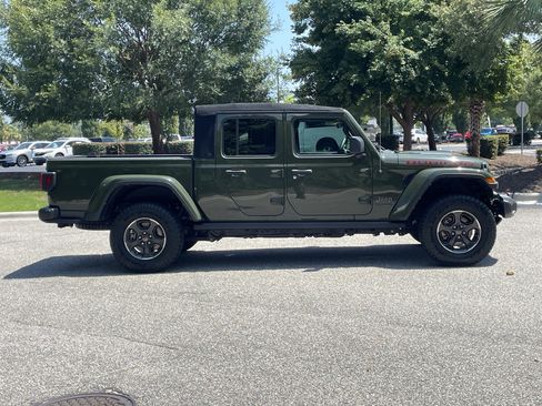Used 2023 Jeep Gladiator Rubicon w/ Trailer Tow Package AWD/4WD image 10