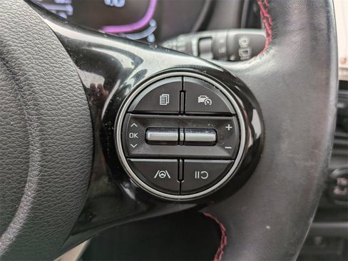 Used 2023 Kia Soul GT-Line image 21