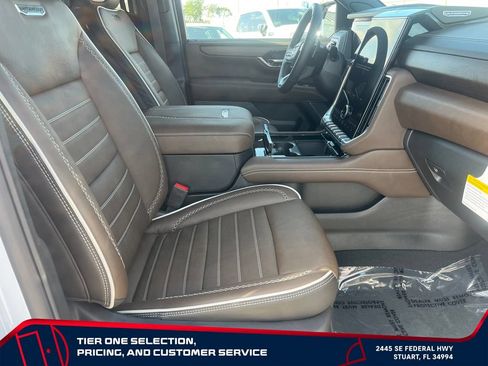 New 2026 GMC Yukon Denali Ultimate AWD/4WD image 20