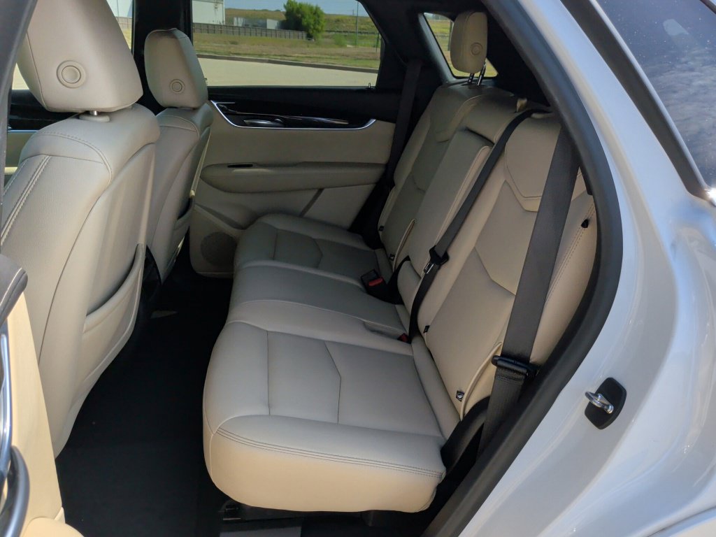 Used 2019 Cadillac XT5 FWD image 32