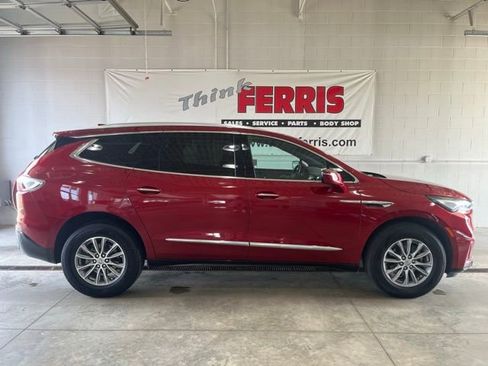 Used 2024 Buick Enclave Premium image 6