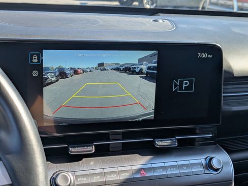 Certified 2025 Hyundai Kona SEL AWD/4WD image 22