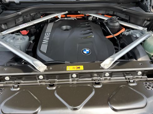 New 2026 BMW X5 xDrive50e w/ M Sport Package AWD/4WD image 36