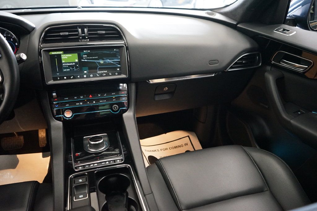 Used 2020 Jaguar F-PACE Premium AWD/4WD image 12