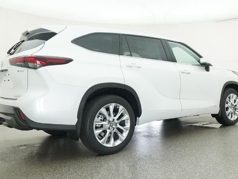 New 2026 Toyota Highlander Limited AWD/4WD image 25