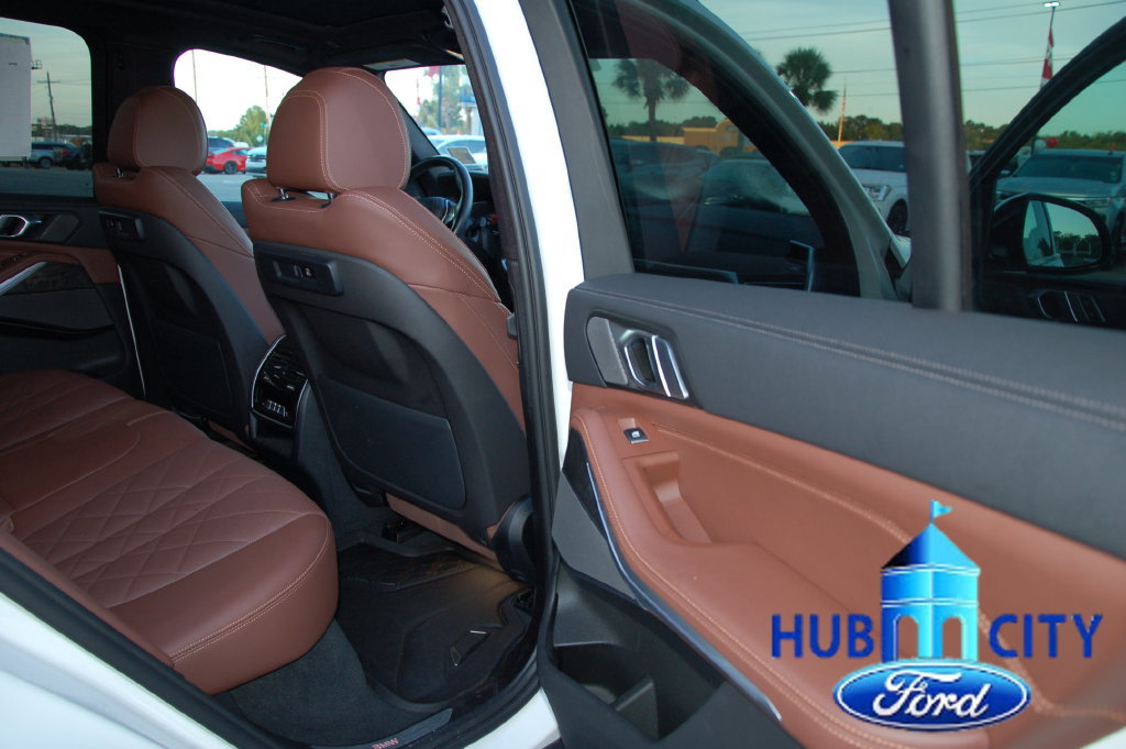 Used 2023 BMW X5 xDrive40i w/ Premium Package AWD/4WD image 15
