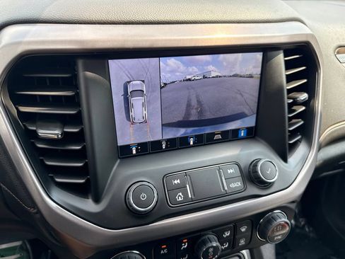 Used 2023 GMC Acadia AT4 w/ Technology Package AWD/4WD image 15