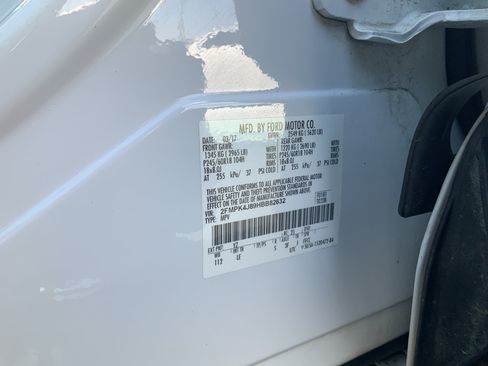 Used 2017 Ford Edge SEL w/ Equipment Group 201A AWD/4WD image 18